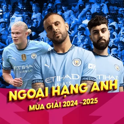 Hình ảnh ba cầu thủ bóng đá. Thi đấu cho Etihad Premier League mùa giải 2024-2025